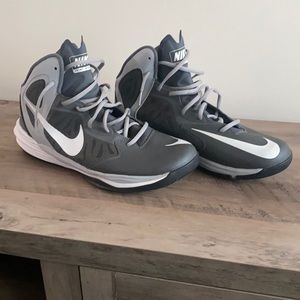 men’s nike basketball shoes